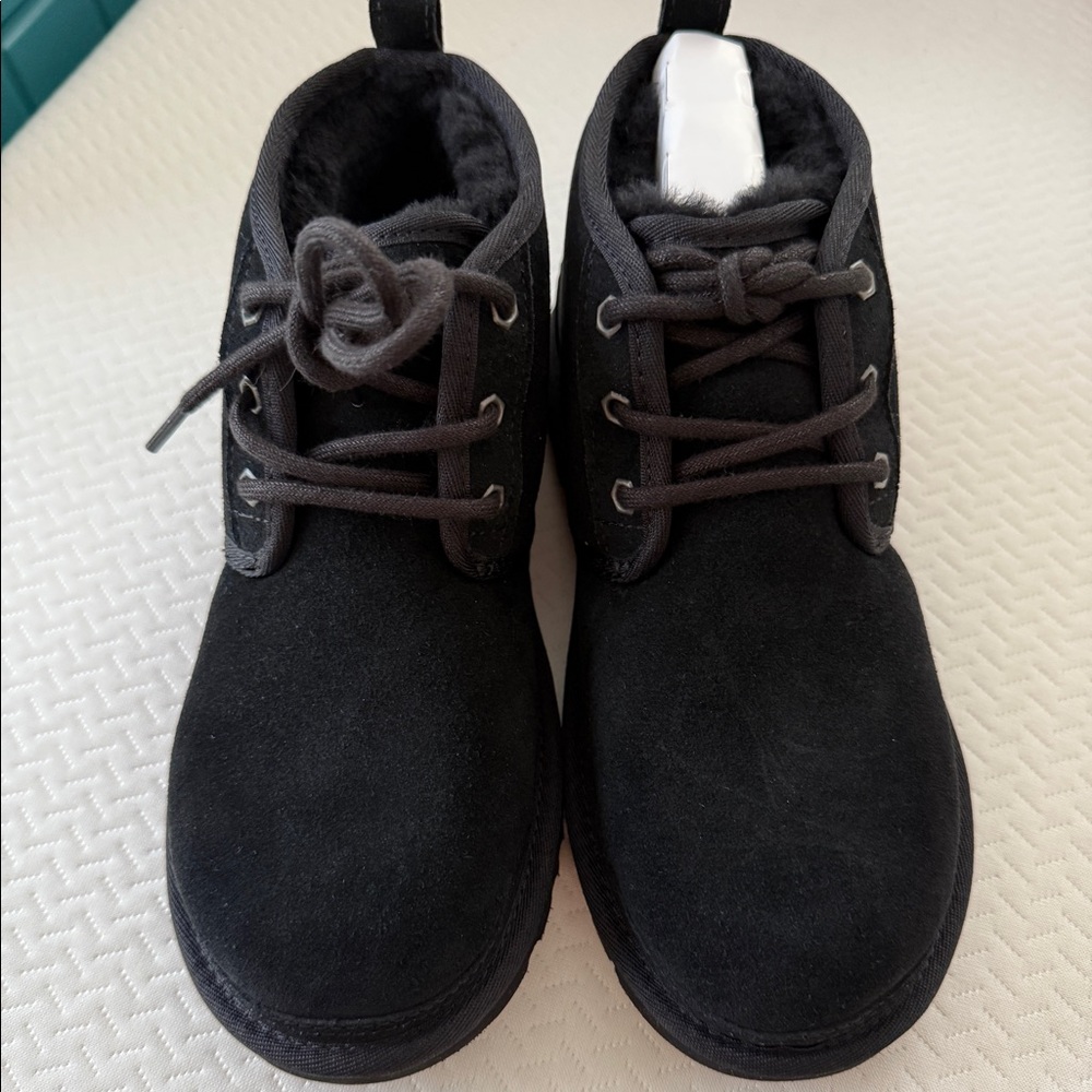 Ugg neumel boots